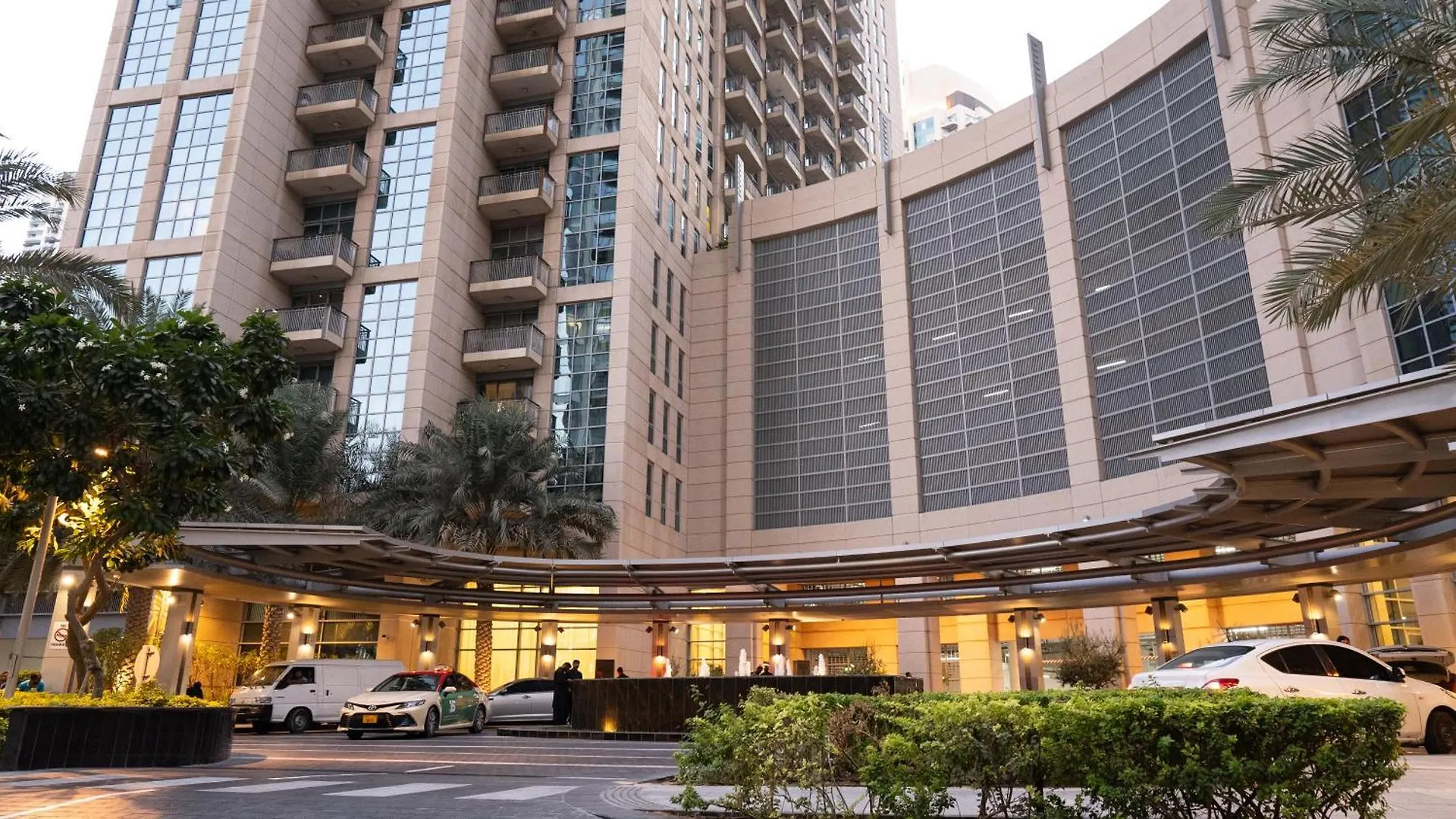 Modern Apartment Near Burj Khalifa Dubaj 0*,  Spojené arabské emiráty